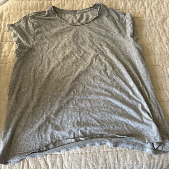 EUC Quince Navy and Gray T-Shirt Set - Picture 6 of 8